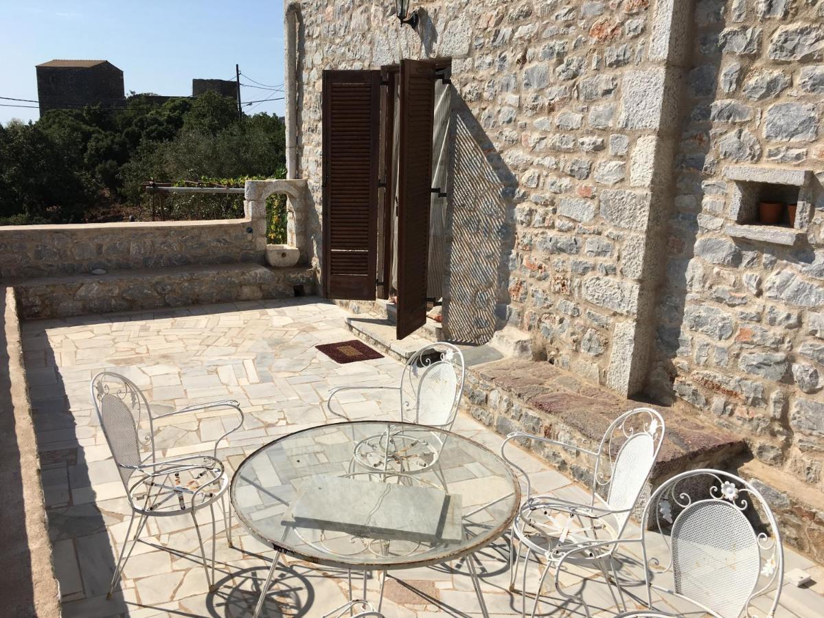 Peace In The Wildest Landscape Of Mani Villa Lagia Bagian luar foto