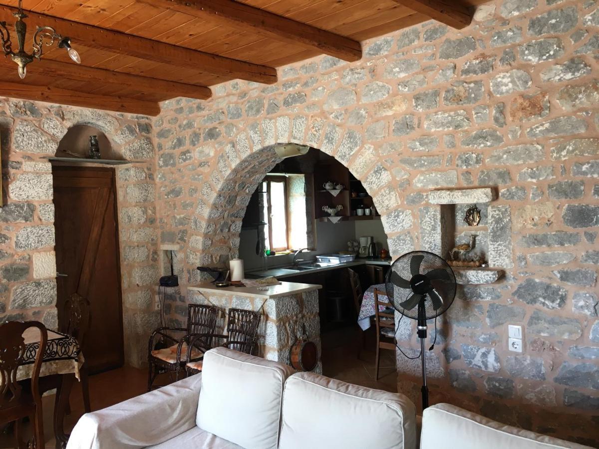 Peace In The Wildest Landscape Of Mani Villa Lagia Bagian luar foto