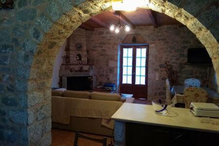 Peace In The Wildest Landscape Of Mani Villa Lagia Bagian luar foto